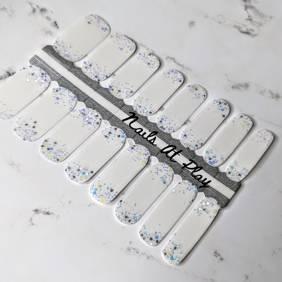 5 for $15 Nail Wraps- Glitter Bubbles (transparent - Picture 4 of 6